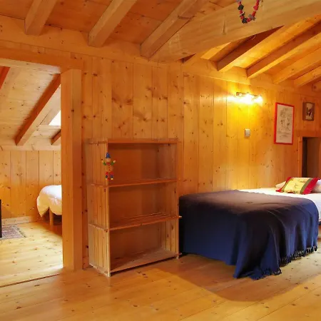 Holiday home Chalet Le Yatagan