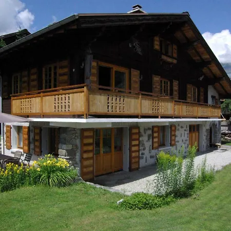 Holiday home Chalet Le Yatagan
